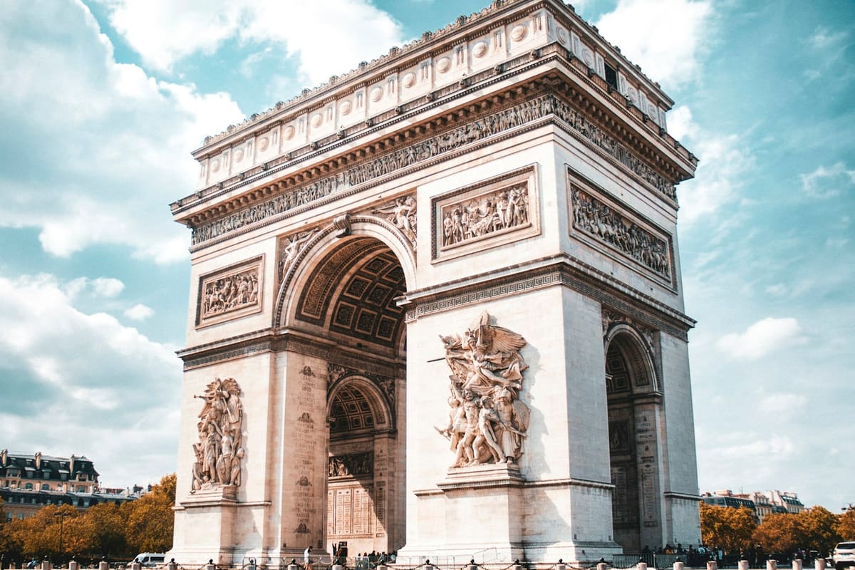 Epic France — Private Package 12-day tour: Paris to Nice — châteaux, vineyards, lavender & the Riviera