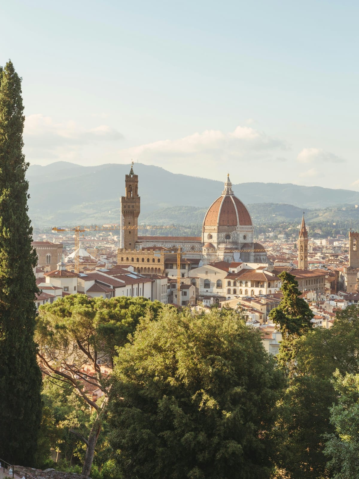 Florence & Tuscany — Private Package 8-day tour: Florence, Pisa, Lucca, Chianti, Siena & San Gimignano
