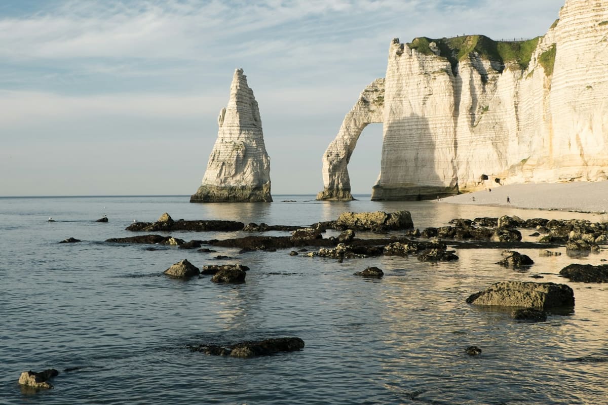 Loire Valley & Normandy — Private Package 10-day tour: Fairy-tale châteaux, D-Day beaches & the cliffs of Étretat